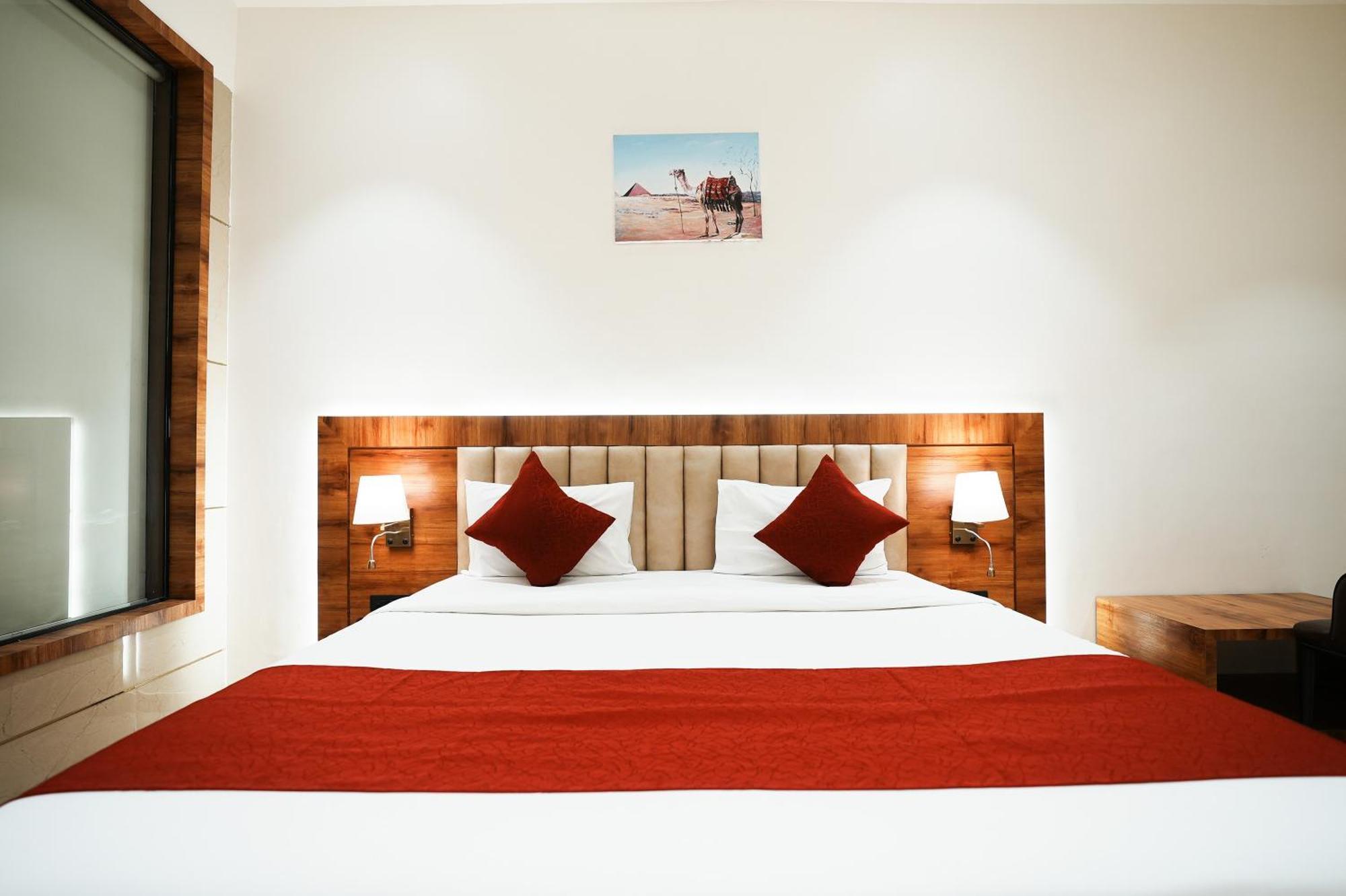 Madhav Residency Hotel & Banquet, Kalyan, Mumbai Exterior foto