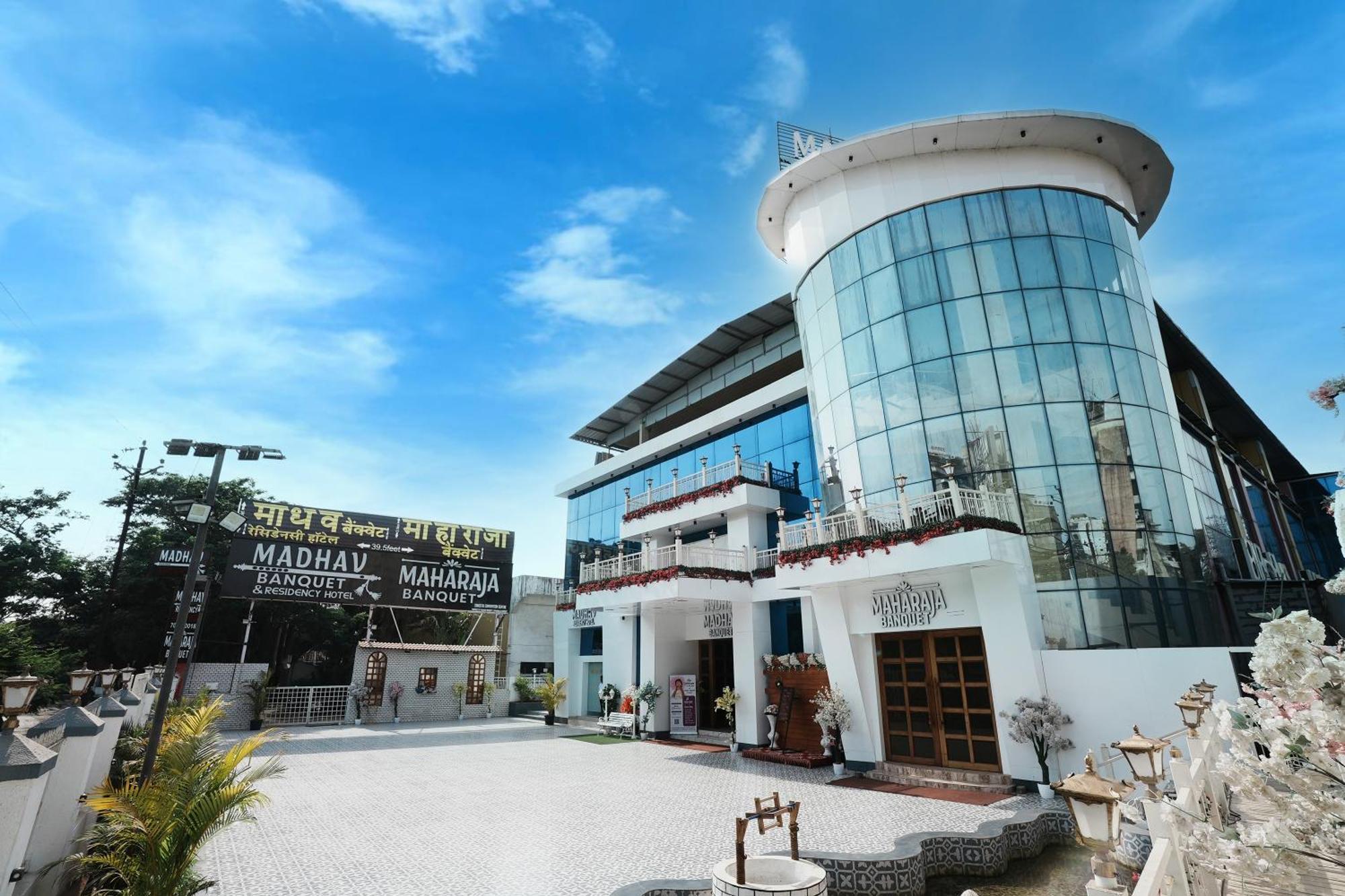 Madhav Residency Hotel & Banquet, Kalyan, Mumbai Exterior foto